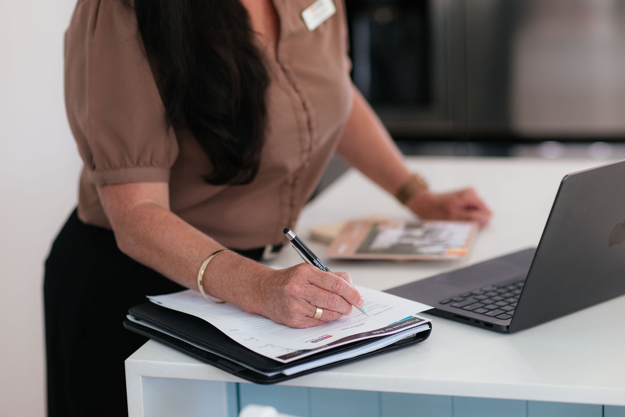 LJHookerGladstoneBigShoot-54 (1)